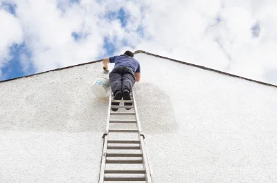 Peinture extérieure à Saint-Broingt-les-Fosses — façades et ravalement